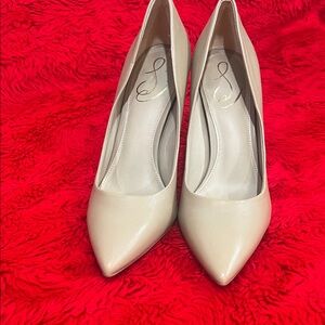 Sam Edelman Light Beige Pointed Toe Leather Pumps
